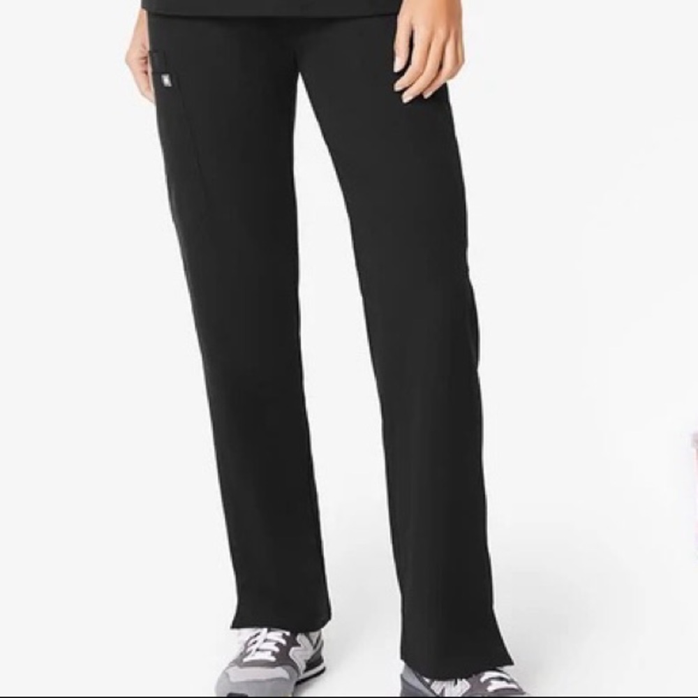 Brand New in Packaging!! Figs Kade Cargo Scrub Pants Sz Large Tall